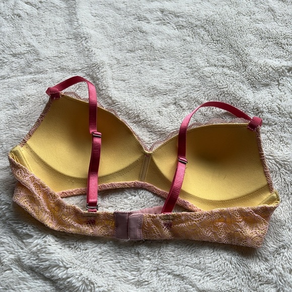 La Vie en Rose Yellow & Pink Lace Bra | Lightly Lined Size 32A - Picture 4 of 5